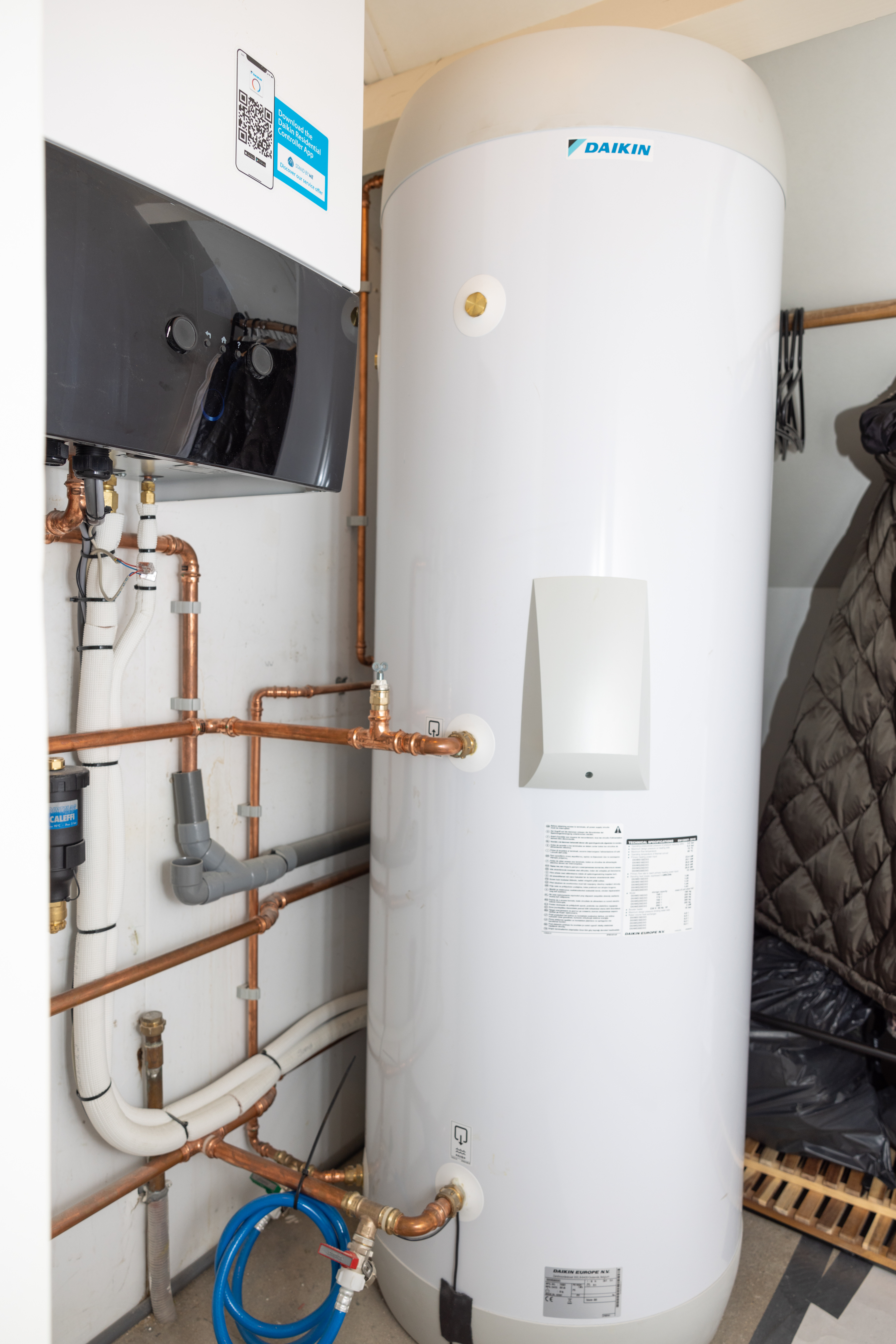 De Viet - Burgh-Haamstede - Zonnepanelen - Radiatoren - HappyDrops - Warmtepomp