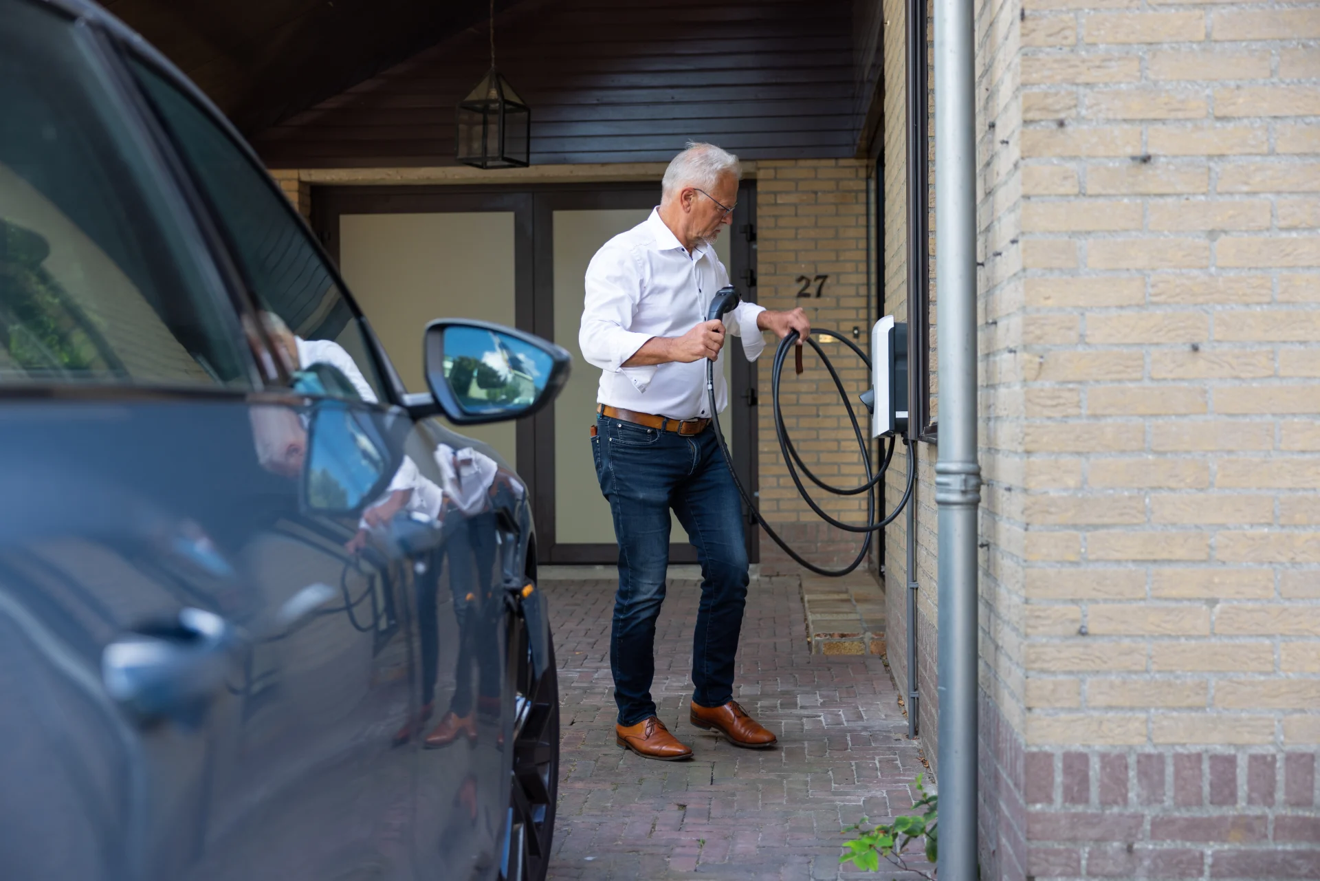 Van Dijke - Middelburg - Zonnepanelen - Laadpaal