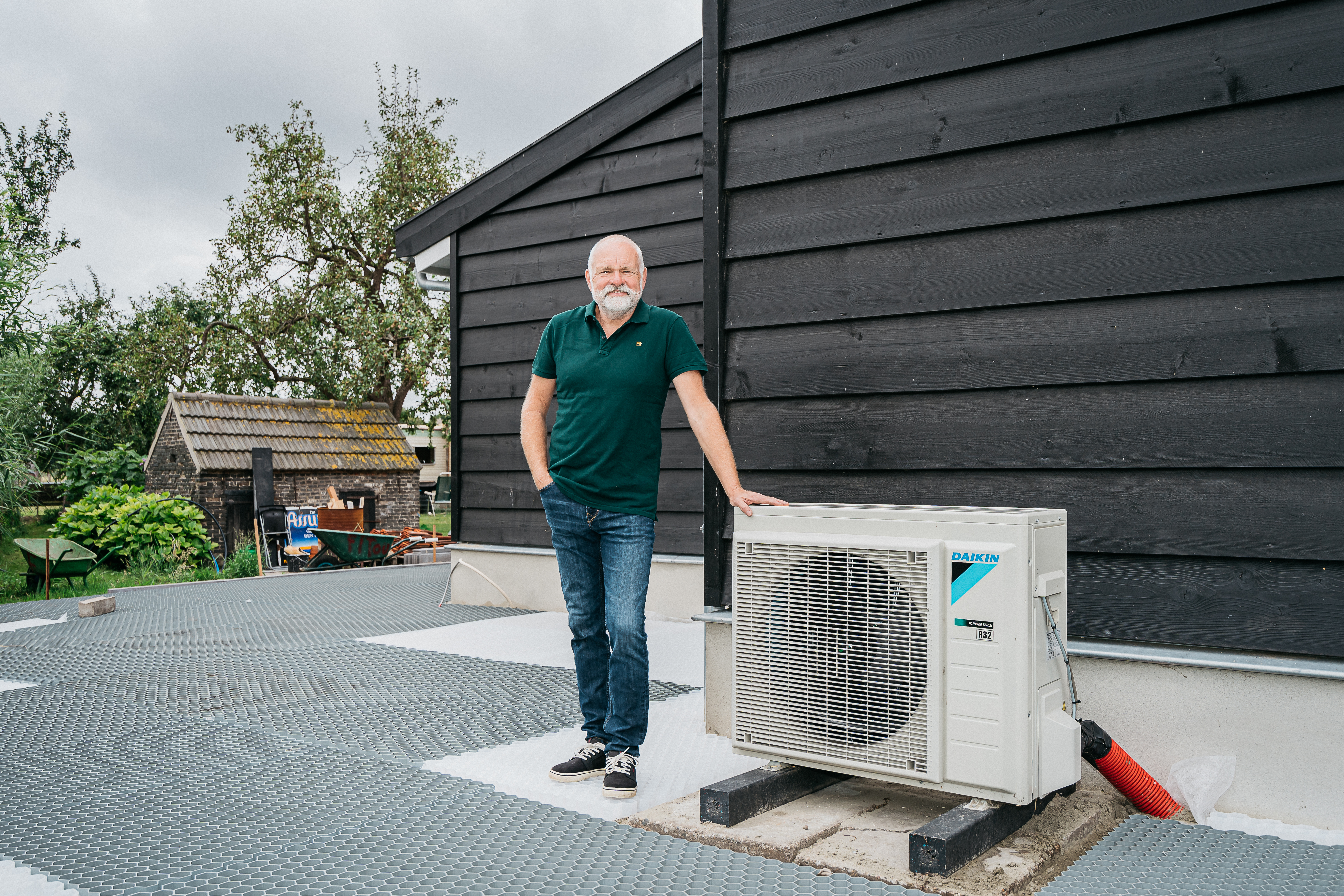 van Egmond - Ouddorp - zonnepanelen - warmtepomp
