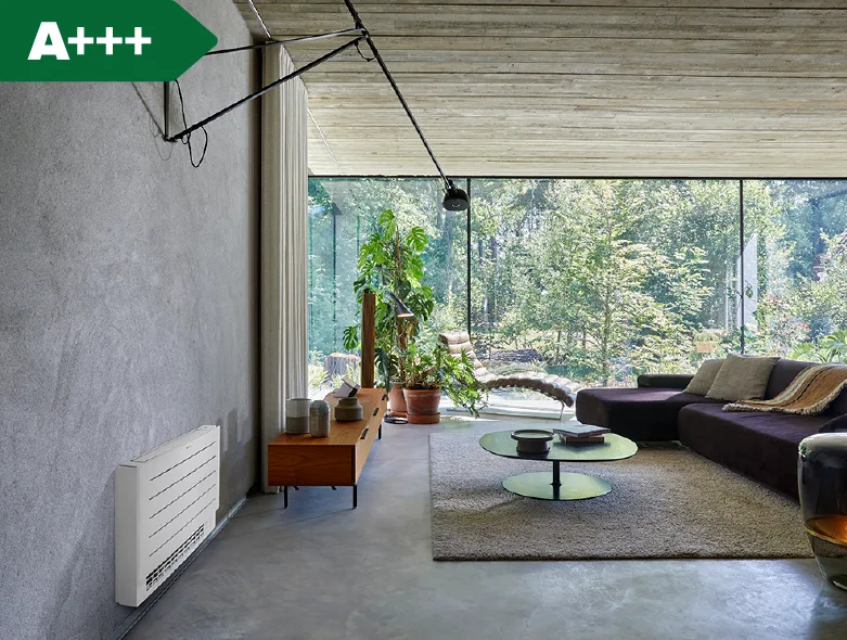 Perfera airco floor model binnen unit in chique woning aan de muur