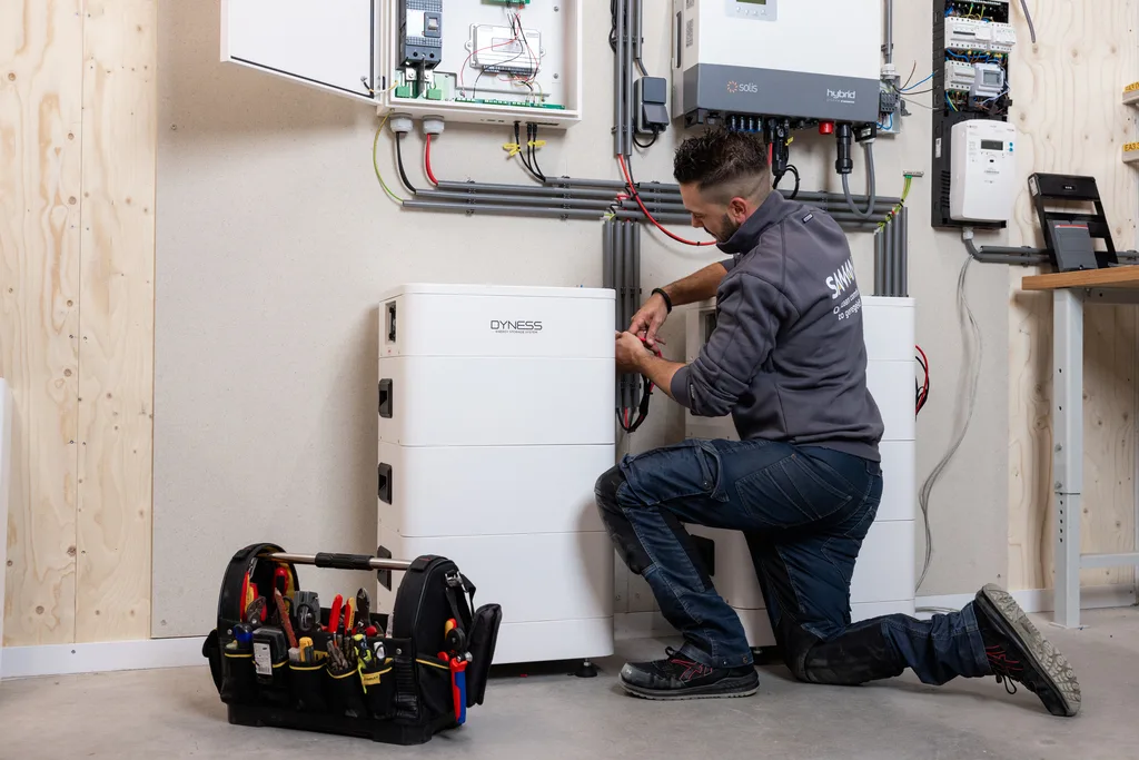 Monteur thuisbatterij