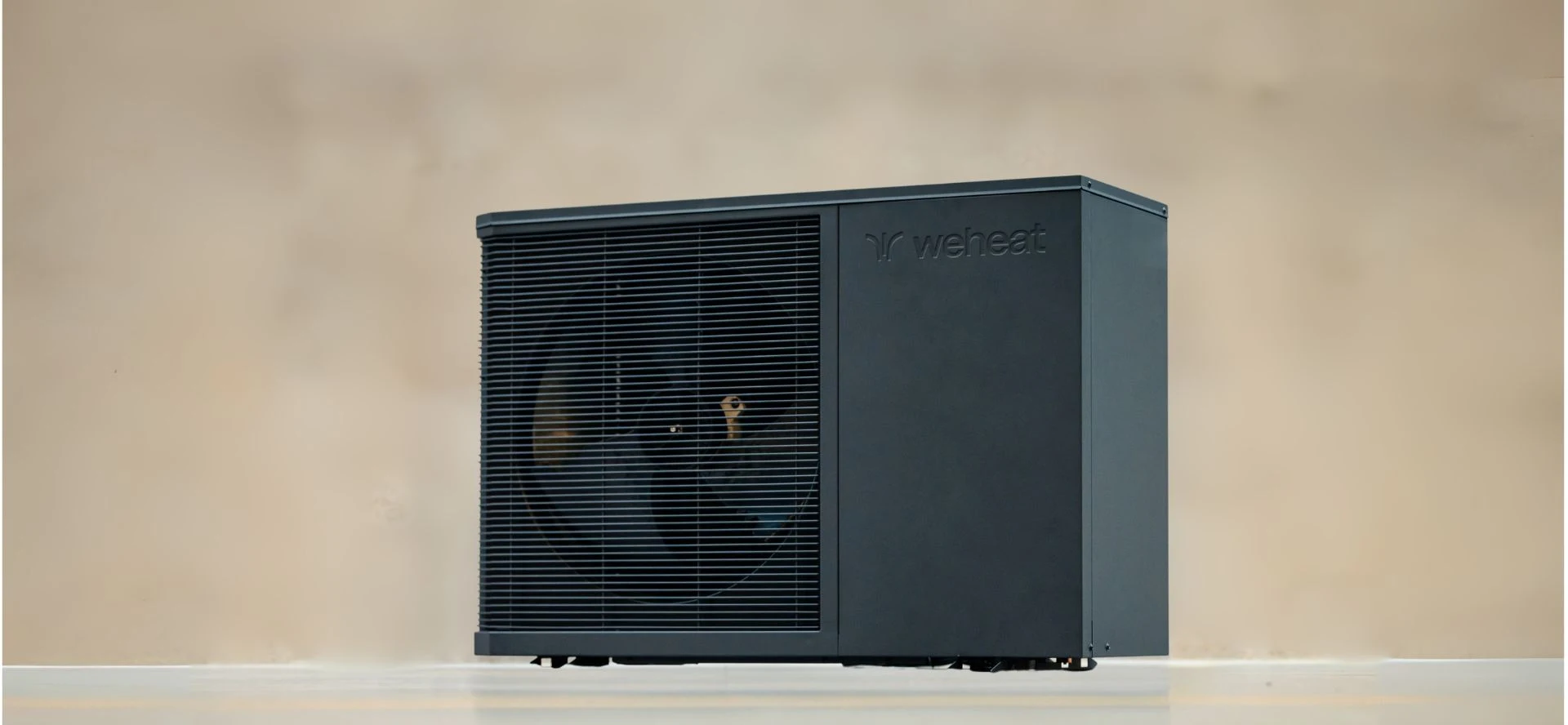 Product foto van weheat flint met een ruime kamer achtergrond in een premium uitstraling