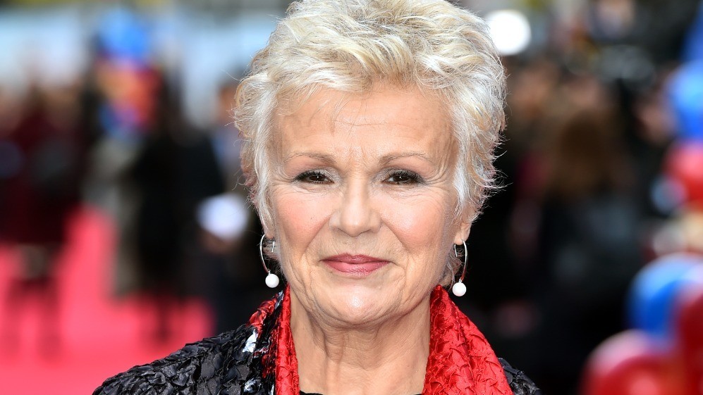 Dame Julie Walters reveals bowel cancer diagnosis | Good Morning Britain