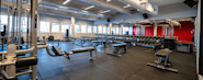 Velutstyrt frivektsområde hos Fresh Fitness Skedsmokorset med lav pris for effektiv trening.