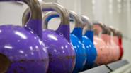 Utforsk kettlebells og frivekter på Fresh Fitness treningssenter i Grimstad. Ta treningen til neste nivå med vårt utvalg av treningsutstyr!