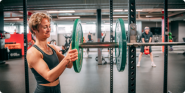 Tren i store, moderne lokaler med topp treningsutstyr, og opplev friheten til å velge et basic medlemskap med eller uten binding. Selvbetjeningssystemet vårt gjør treningen enkel og fleksibel, og med Fresh-appen har du alltid ditt digitale adgangskort for hånden. Bli medlem i dag og start din treningsreise med Fresh Basic!