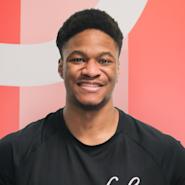 Møt vår erfarne personlige trener Denzel Japheth Kumalo på nivå 3 hos Fresh Fitness. La ham guide deg til dine treningsmål!
