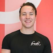 Utforsk de utallige mulighetene for trening og veiledning med personlig trener Didrik Wolff på nivå 2 hos Fresh Fitness treningssenter. Med skreddersydde treningsprogrammer og dedikert oppfølging, kan du ta steget mot en sunnere og mer aktiv livsstil.