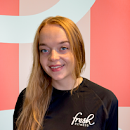 Hannah Løkke er personlig trener hos Fresh Fitness St.Hanshaugen. Hun hjelper deg med å komme i gang med treningen og nå dine mål! Ta kontakt i dag.