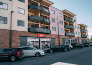 Velkommen til Fresh Fitness-treningssenteret på Lier! Vi er glade for å ønske deg velkommen til vårt moderne og vennlige treningsmiljø.