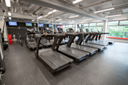 Kickstart treningsøkten din med effektive elipsemaskiner på Fresh Fitness Haugerud - kardiotrening har aldri vært mer motiverende og givende.