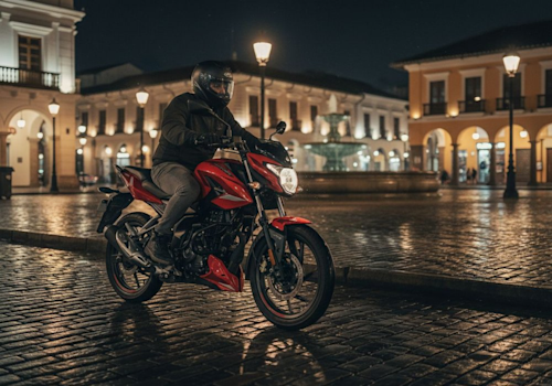 Bajaj Pulsar P150 Lifestyle3 Galgo