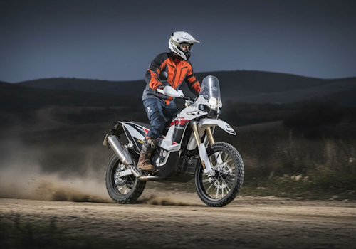 Kove 450 Rally Lifestyle1 Galgo