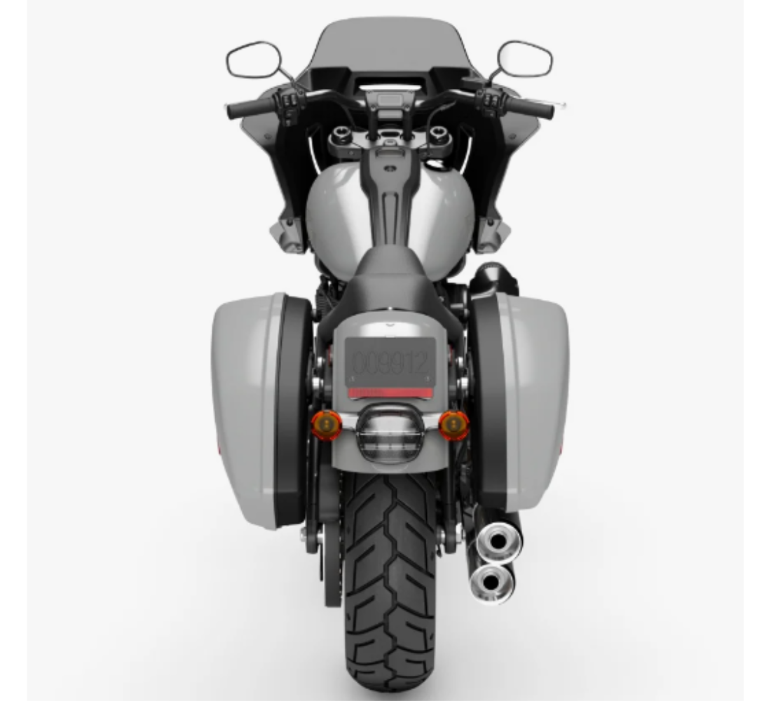 Motocicleta Harley Davidson Low Rider ST en plano trasero galgo México