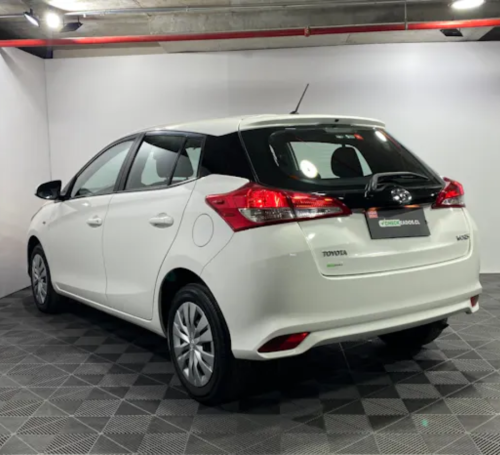 TOYOTA	YARIS 1.5 SPORT MT-galgo-chile