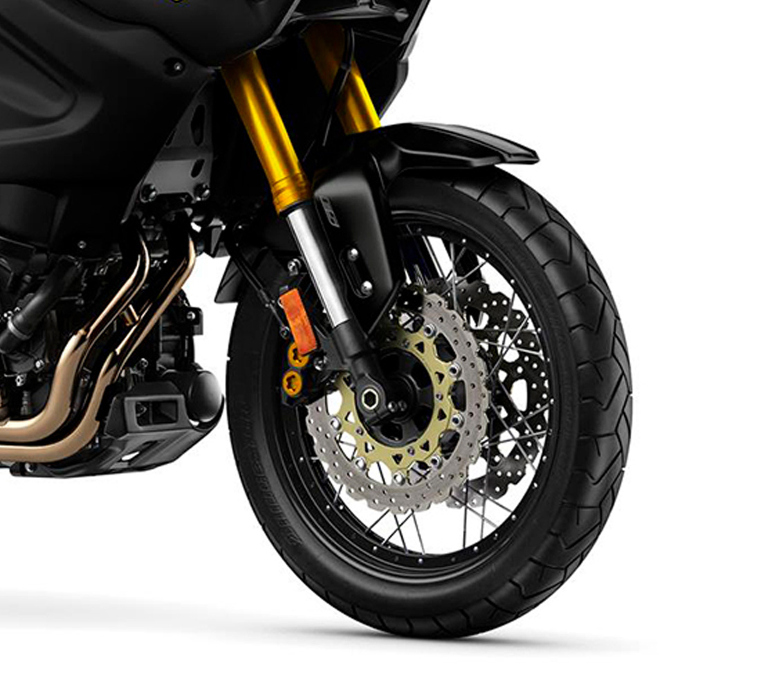 motocicleta yamaha tenere 1200 detalle rueda delantera