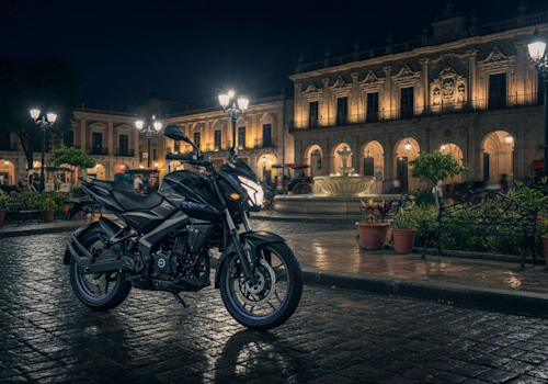 Bajaj Pulsar NS 200 FI ABS SC Lifestyle2 Galgo
