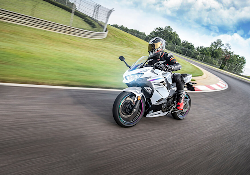 Kawasaki Ninja 400 ABS - Galgo Chile Lifestyle 1