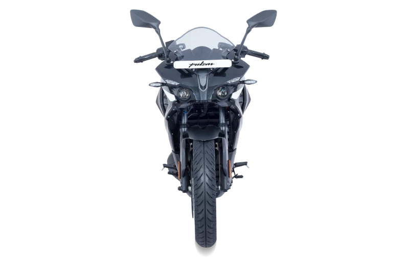 Bajaj Pulsar RS 200 Lifestyle 3