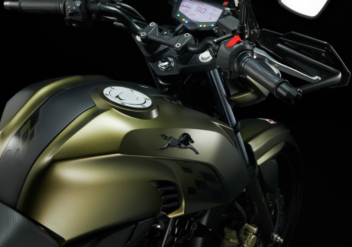 TVS Apache RTR 160 4V Golden Green-I2-Galgo Colombia