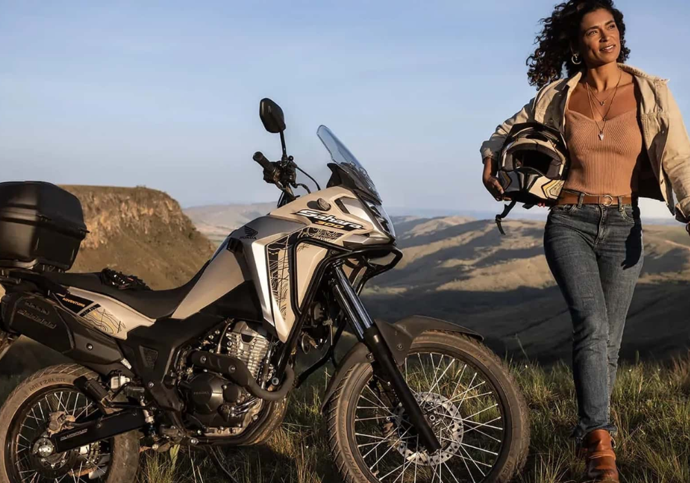 Honda XRE 300 Sahara Lifestyle2 Galgo Colombia