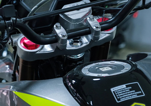 ZMoto 300 Sport Lifestyle3 Galgo México