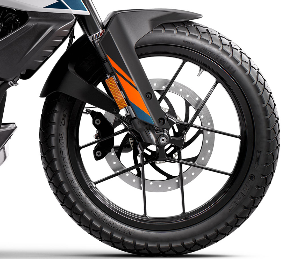 KTM 390 Adventure ABS Galgo México Carrousel 1