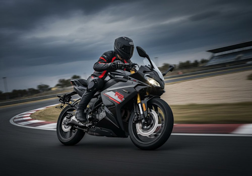 CF Moto 250SR FUN Lifestyle1 Galgo