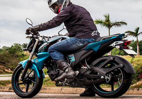 Moto Yamaha FZN 150 Galgo Chile