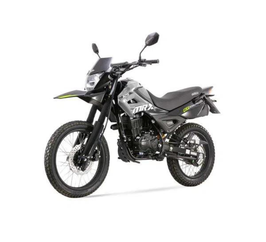 Motocicleta Victory MRX 125 en plano diagonal galgo Colombia