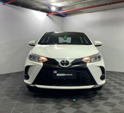 TOYOTA	YARIS 1.5 SPORT MT-galgo-chile