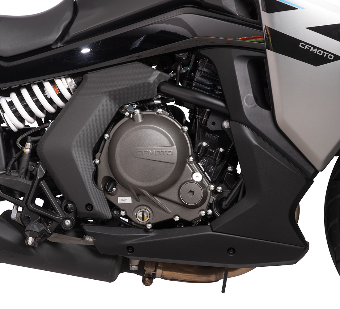 CFMoto 650 GT Galgo Perú Carrusel 3