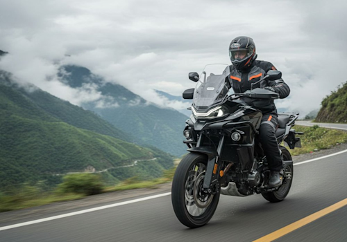 CF Moto 800 MT Explore Lifestyle3 Galgo