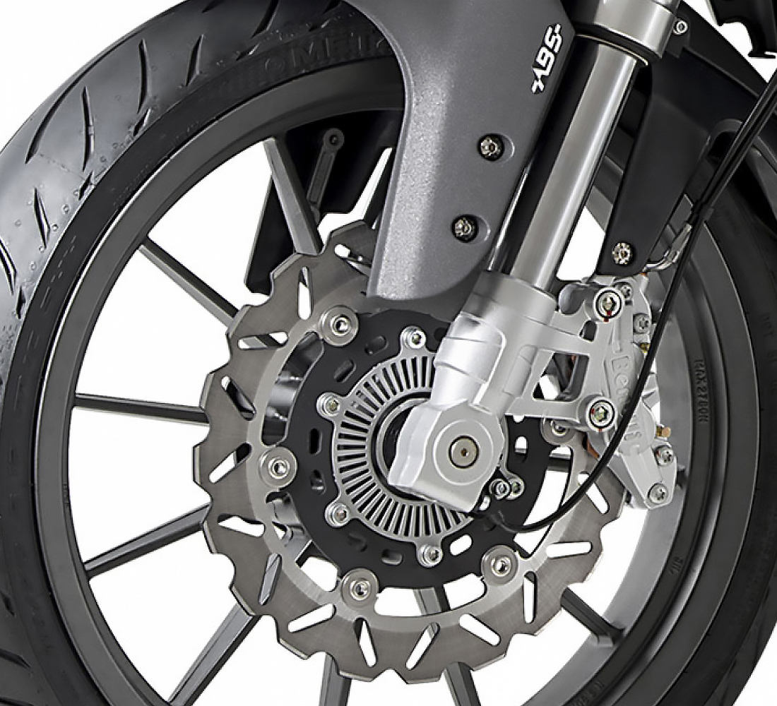 Motocicleta Benelli TRK 251 rueda galgo México
