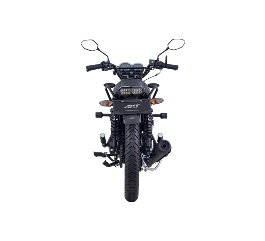 Motocicleta AKT NKD Mastech en plano trasero galgo Colombia