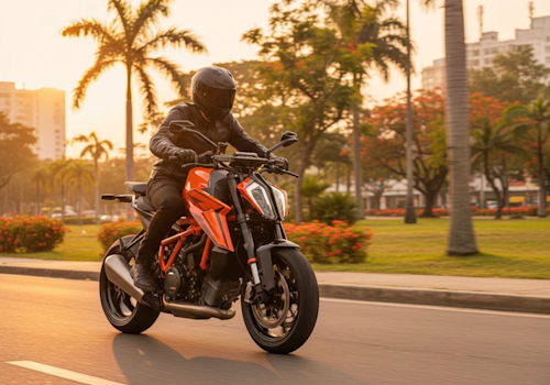 KTM 1390 Super Duke R Lifestyle3 Galgo