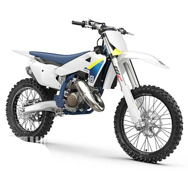 Motocicleta Husqvarna TC 125 en primer plano galgo México