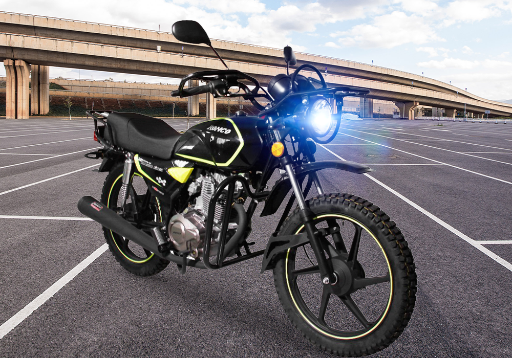 Moto Ronco Classic 150 S1 Galgo Perú lifestyle 3