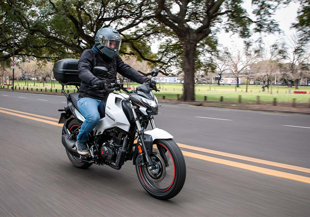 Moto Hero Hunk 160 R Galgo Perú