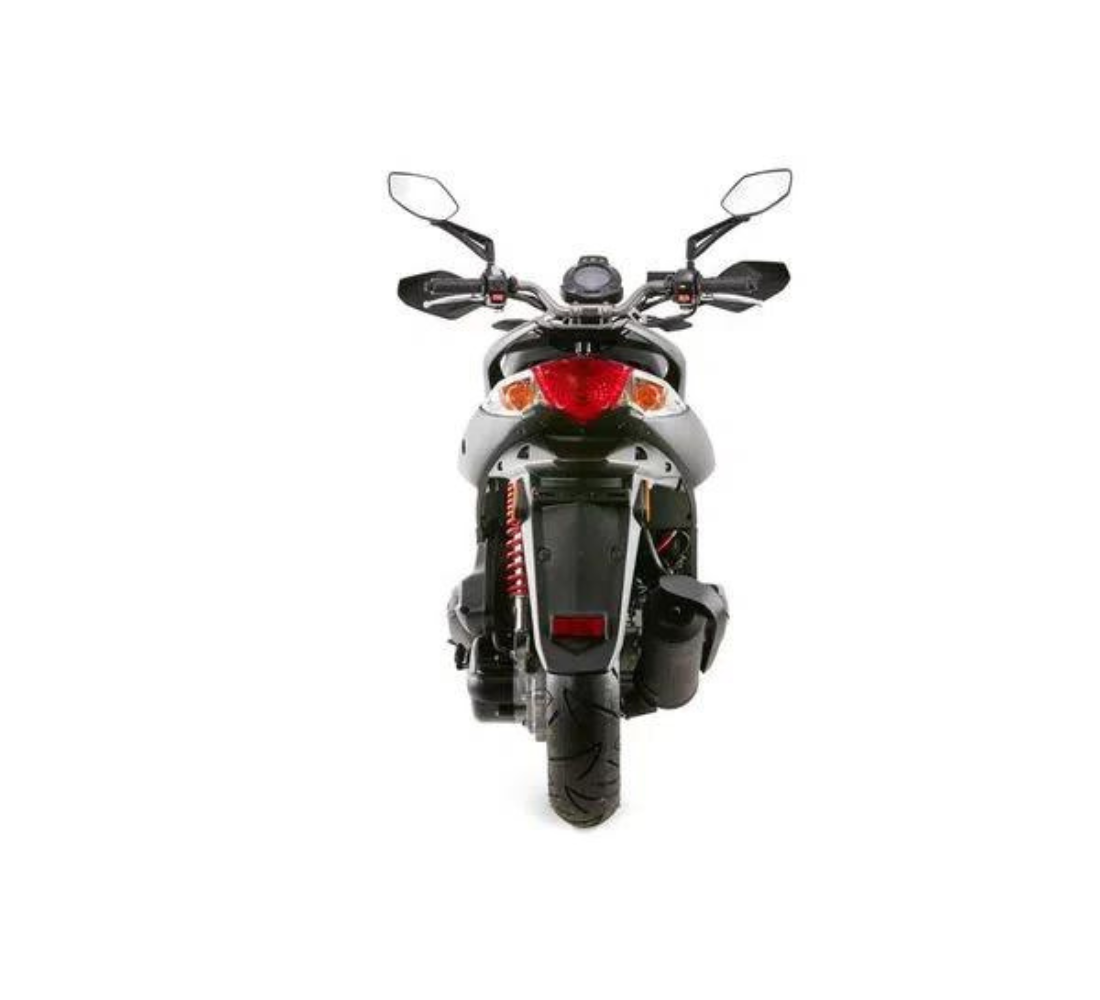 Motocicleta KYMCO Agility Fusion en plano trasero galgo Colombia