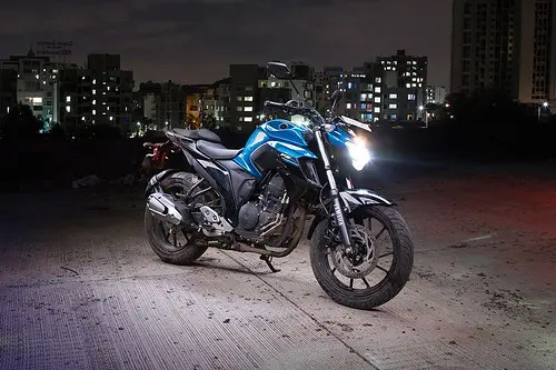 Yamaha FZ 25 Lifestyle 1
