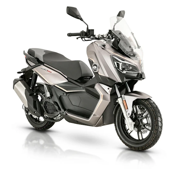 QJ Motor ATR 150 Imagen principal Galgo