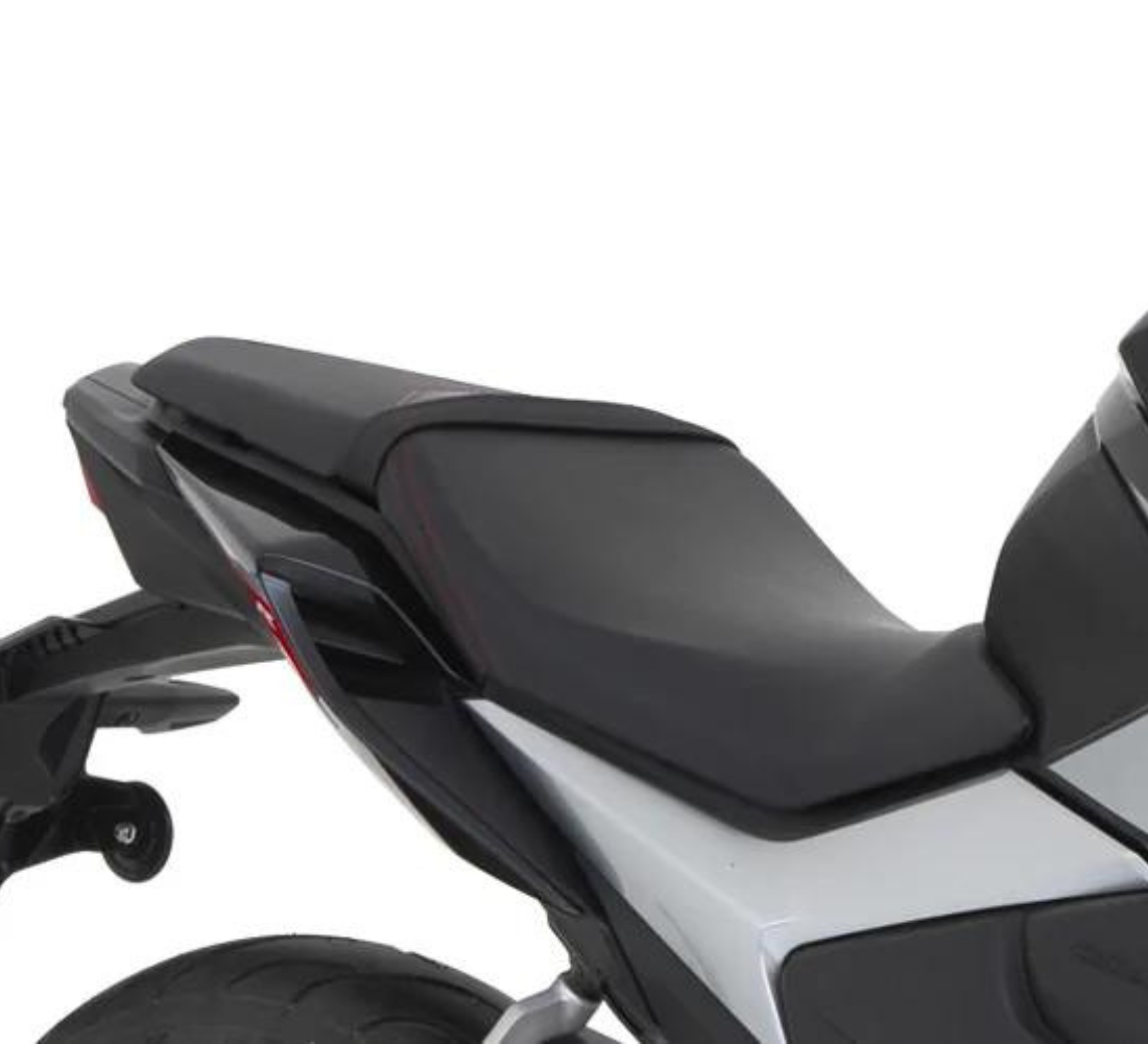 Motocicleta Honda CB190R asiento galgo Perú