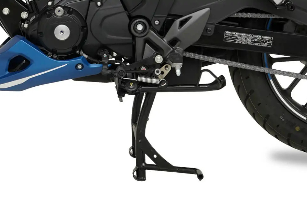 Motocicleta Honda CB 190R 2.0 sidestand galgo Colombia lifestyle