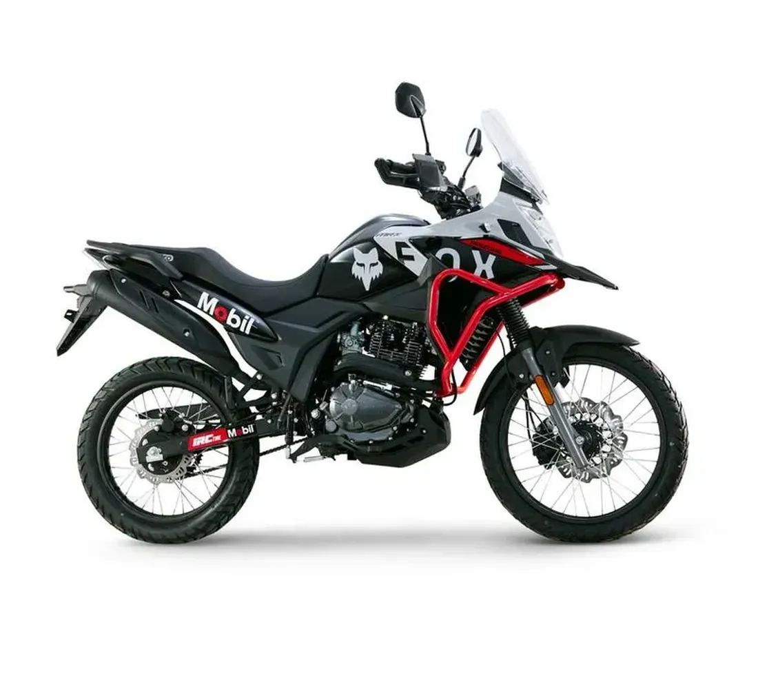 Motocicleta Victory MRX Arizona TK en plano lateral galgo Colombia