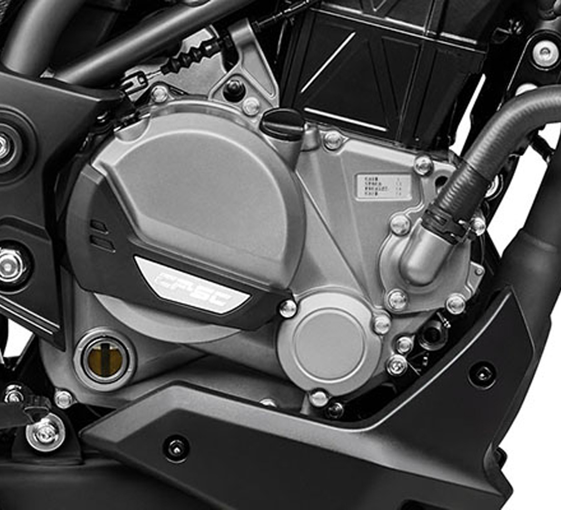 Moto CF Moto 300 NK - Galgo México Carrusel 3