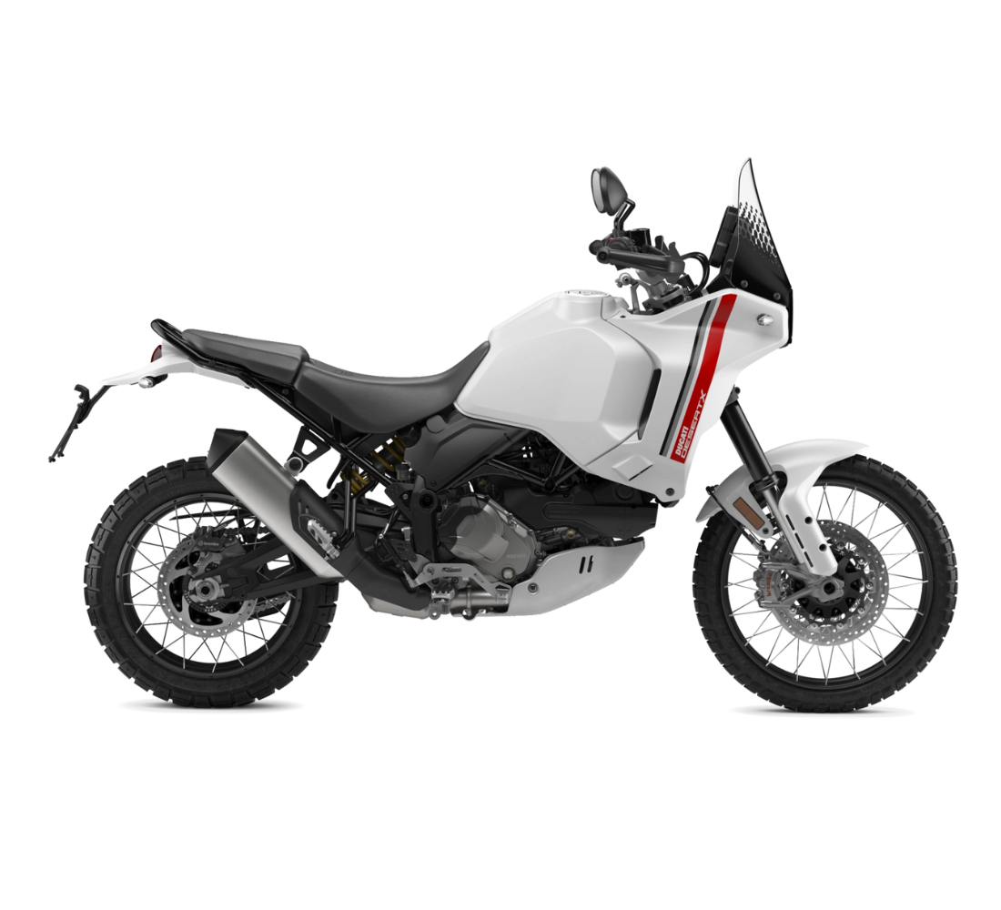 Motocicleta Ducati DesertX en plano lateral galgo México