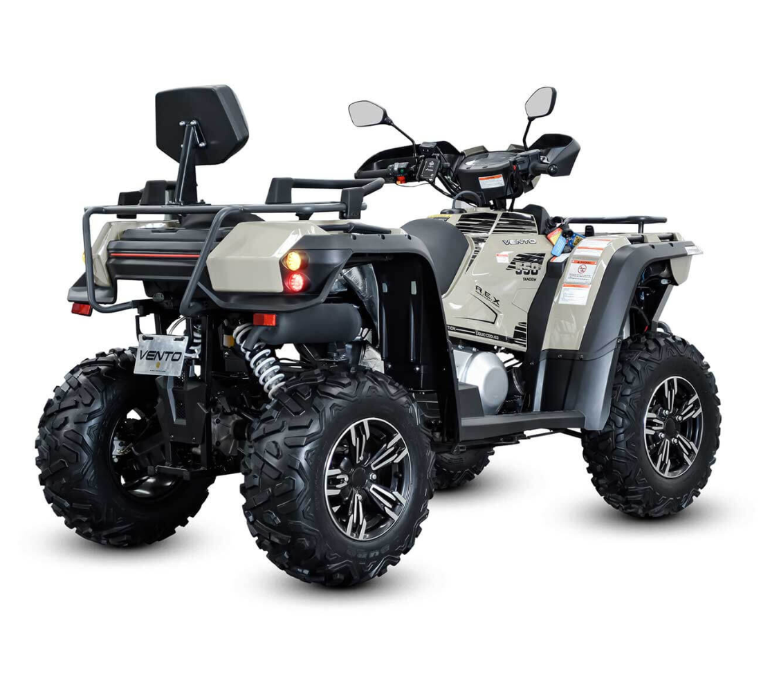 Motocicleta Vento REX 550 en plano diagonal galgo Mexico