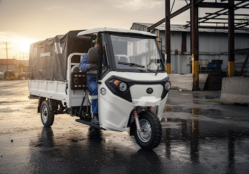 Dinamo Heavy CAB 300 M Lifestyle1 Galgo