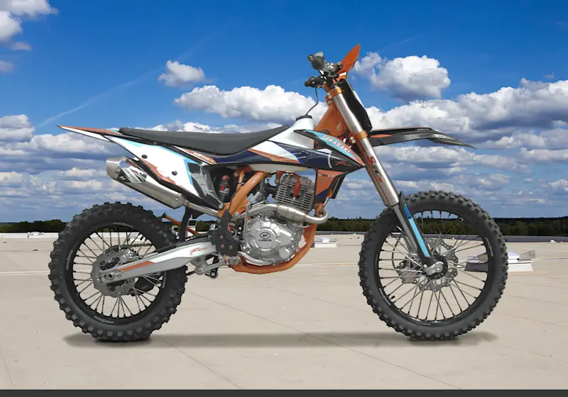 Takasaki HJ250H-5 Migrante